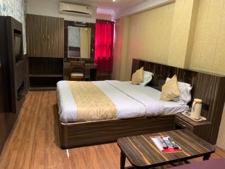 Vitthal Rukmani Hotel - Indore - 0