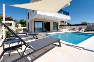Villa Mirakul, new modern villa with swimming pool, close to the beach, children playroom, quiet area- by TRAVELER tourist agency Krk - ID 2680 - 8