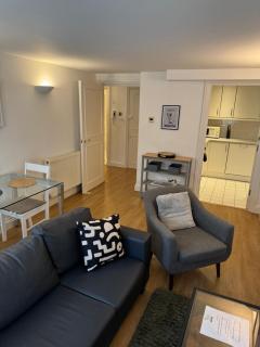 Modern 1 Bed Flat, Liverpool Street - 8