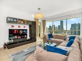 Premium One-Bedroom Apartment with Spectacular Marina View & Private Balcony by Dejaview Stays - 2