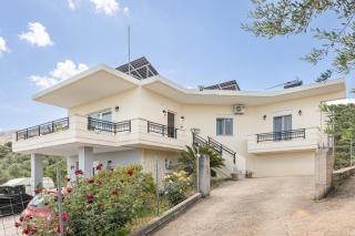 Olive Ηouse, Quiet, Cozy, mountain view, family - Milonianá - 8