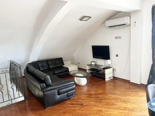 Penthouse Apartment With View Of Saint Sava Temple - 6