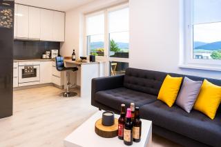Apartment,private parking, balcony, smart check in - Banská Bystrica - 0