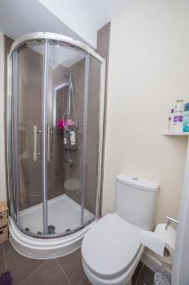 4 Bedroom Ensuite Apartment Deacon house Leicester Min 2 weeks - Leicester - 4