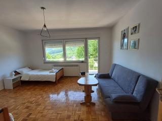 BIKER'S BASE Guesthouse - Jajce - 8