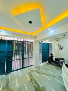 Private Apartment in New Delhi Walking Distance to Metro Station with AC WIFI - Neu-Delhi - 6