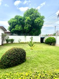 Refined Comfort at the Right Price-Four Bedroom Luxury Apartment - Accra - 4