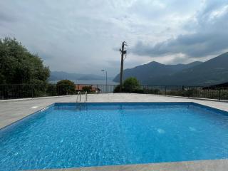 Appartamento Valentina piscina e vista lago - 0