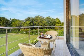 Alaya Stays Tranquil Meadows 5 BHK Farmhouse with Private Pool Gazebo and Lush Garden - Manesar - 4