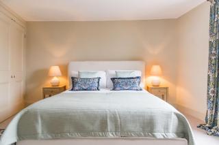 The Watchmaker's House by Keepers Cottages - 1