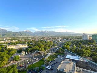 Magnificent view apartment - Almaty - 6