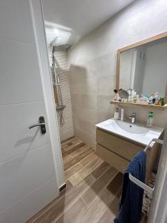 petite maison de vacances avec piscine dans un domaine - 2