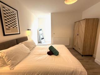 Luxury 1 bed - 6 Queen Street Abingdon - Centrally located parking subject to availability - Abingdon - 2