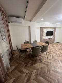 Downtown Comfort 3 Bedroom - Erevan - 8