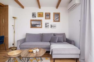 Exclusive Apartment with Air Conditioning and Balcony by Renters Prestige - Zakopane - 7