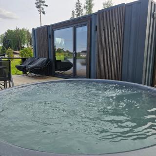 REZi Cabin - - 8