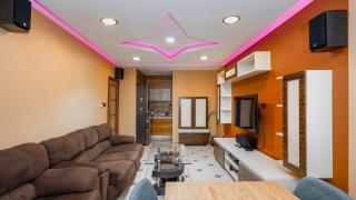 Central 1BD Apartment Next to Women's Market - Sofia - 0