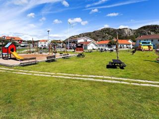 4 person holiday home in ELLÖS - Ellös - 3