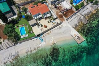 SEJOUR DE RÊVE DANS VILLA de luxe sur la plage en famille ,amis ,et animaux - Slatine - 9