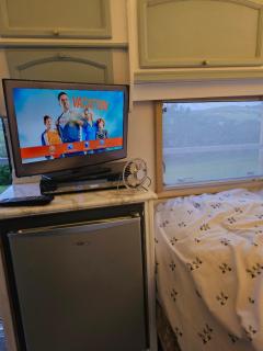 Cosy Caravan Walkers Ramblers Fishermen Cyclists - 2