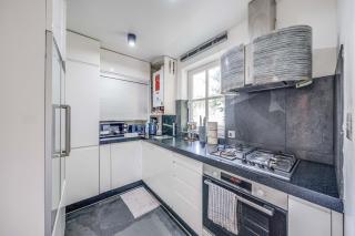 Stepney Green Gated Area with Parking & Garden - Londra - 2