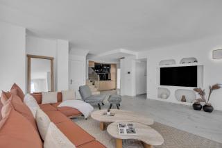 Villa Banus - Luxury 6 Bed - 3
