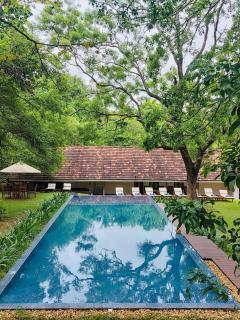 EKHO Sigiriya - 700 meters to Sigiriya Rock - 0