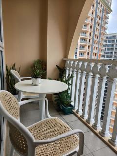 Minimalist and cozy place with balcony - Manila - 3