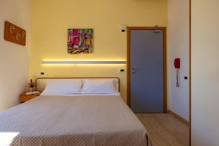 Hotel Paola Garden - 7