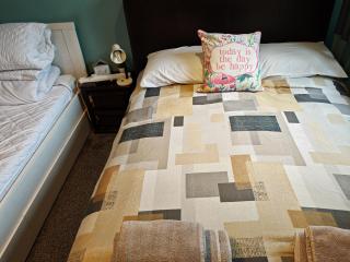 Double Room near Bournemouth Hospital - Bournemouth - 1