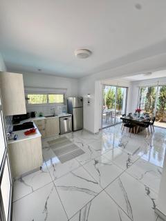 Villa Jarvis Modern and Quiet 3BR with Private Swimming Pool - 7