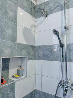 A-grade cozy living - Buwate - 2