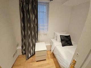 Spacious 3BR Apartment Near Top Attractions! - Londra - 6