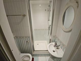 Spacious 3BR Apartment Near Top Attractions! - Londra - 2