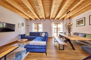 Mountain Safari Garmisch - Spacious, scenic and steps from adventure - Garmisch-Partenkirchen - 0
