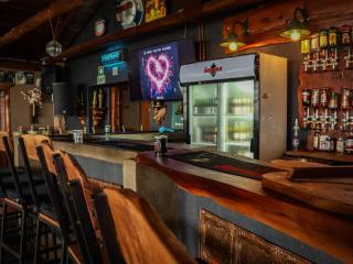 The Red Oak Guesthouse - 4