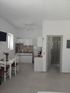 Sarakiniko apartment - Nea Cryssi Akti - 8