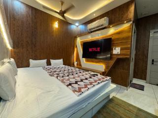 Hotel Guruvayur Dham - Mathura - 6