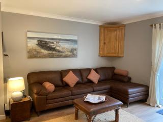 Lakeview, Colmer Estate - Modbury - 7