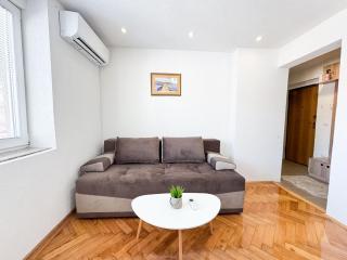 Soft City Stay - Central Location - Sarajevo - 9