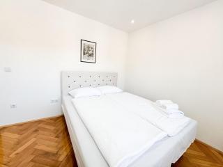 Soft City Stay - Central Location - Sarajevo - 0