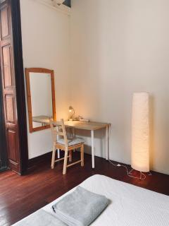 Small Double Room in Shared Colonial Guesthouse - Las Palmas - 6