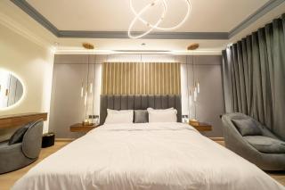 Luxuries Apt, Self-Entry, 65 4K TV Smart A2 - 7