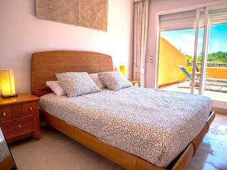 Acogedor apartamento con piscina en Marbella - 4