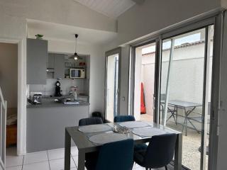 Appartement à Royan, proche plage, 2 chambres et balcon - FR-1-494-75 - Royan - 4