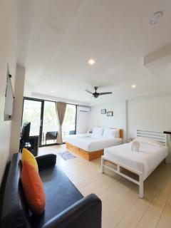 Good Dream Hotel (Khun Ying House) - 1