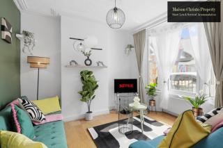 WEEKLY OR MONTHLY STAYS, London, Stratford, 2Bedroom Hse, Sleeps 6, Servcied Apartment By Maison Christo Property Short Lets & Serviced Accomdation - Londra - 9