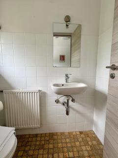 kleines ruhiges Apartment mit WLAN und Smart TV App D - Karlsruhe - 3