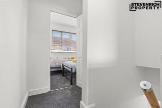 Long Stay Swindon Comfy 3Bed House 6Guests WiFi - Swindon - 5