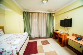 Vert Garden Hotel - Nalakonge - 8